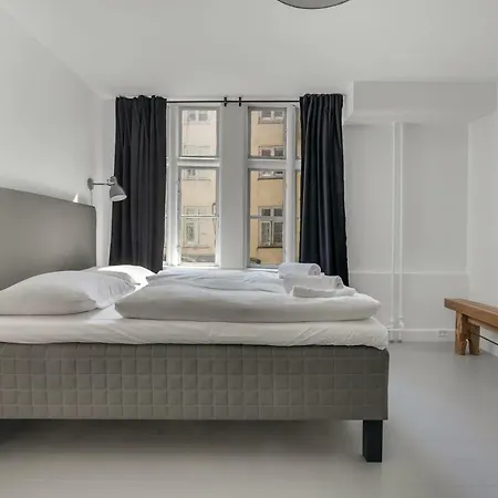Luxury For 8 Persons In The City Center